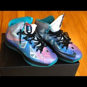 Nike Air Max Lebron X